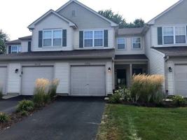 featured image of 2440 Oneida Ln