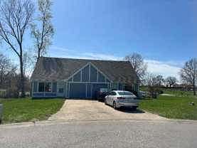 540 Crest Cir - Photo 1 of 1