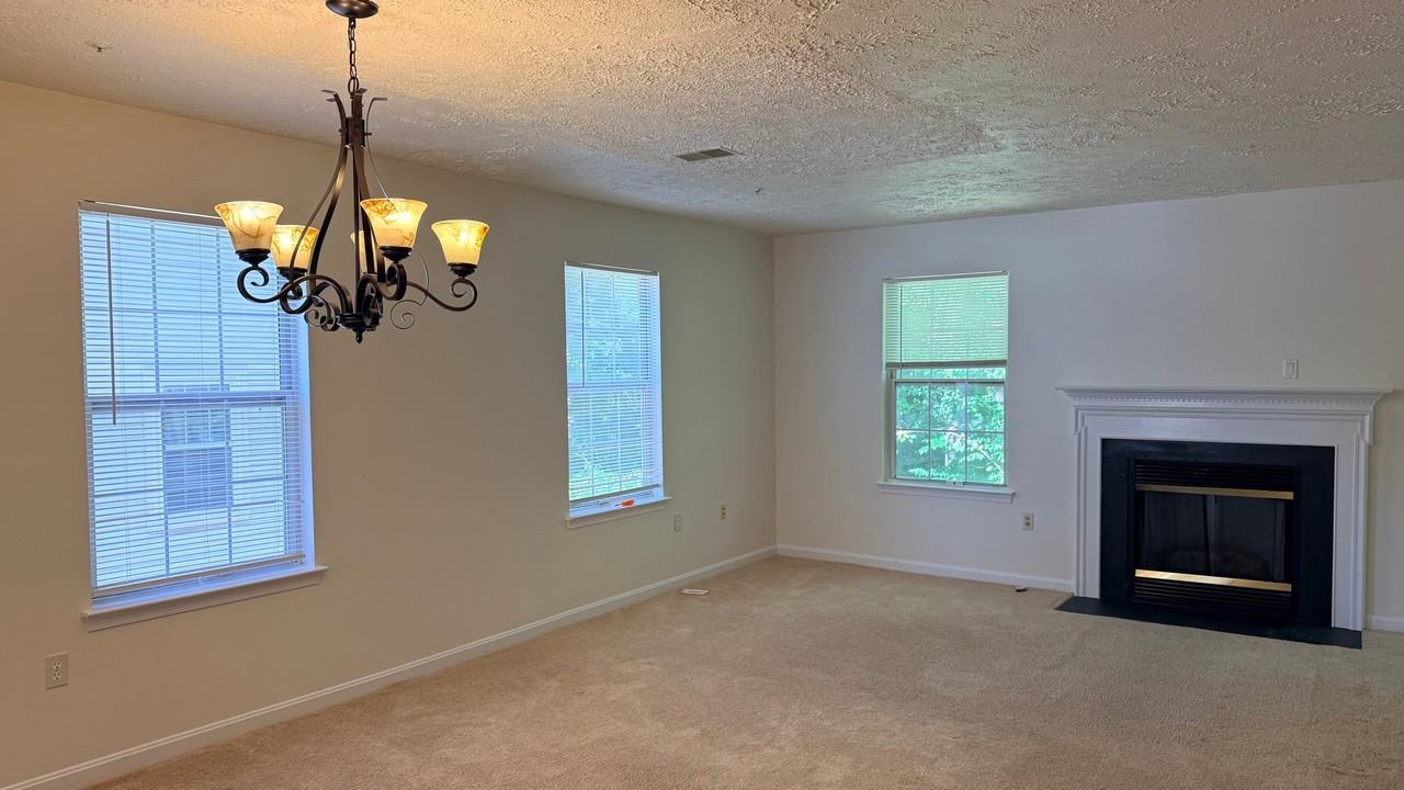 7290 Mahogany Dr - Photo 5 of 6