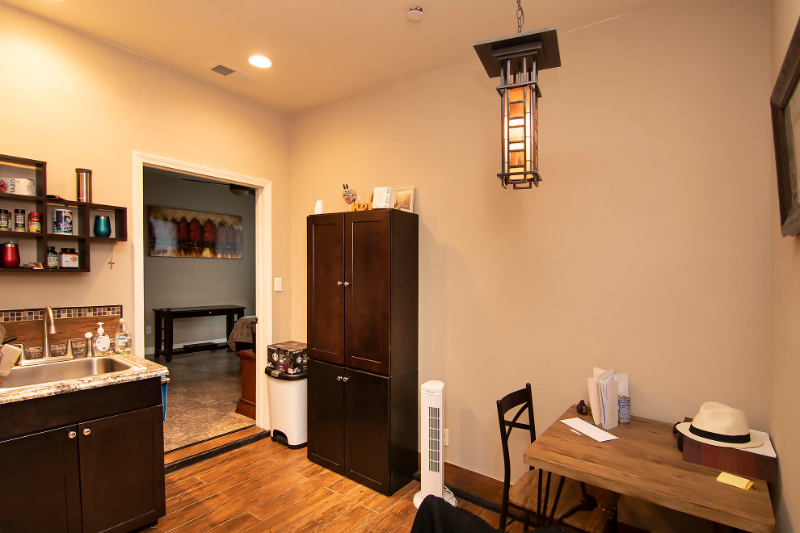 27964 Mead Ct - Photo 5 of 37