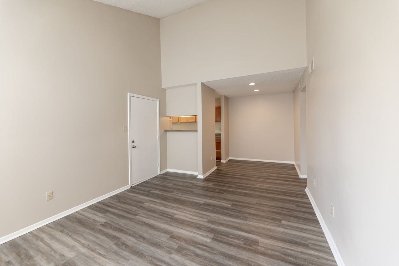 Jefferson Place Apartment Homes is the best of both worlds waiting for you. - Photo 3 of 9
