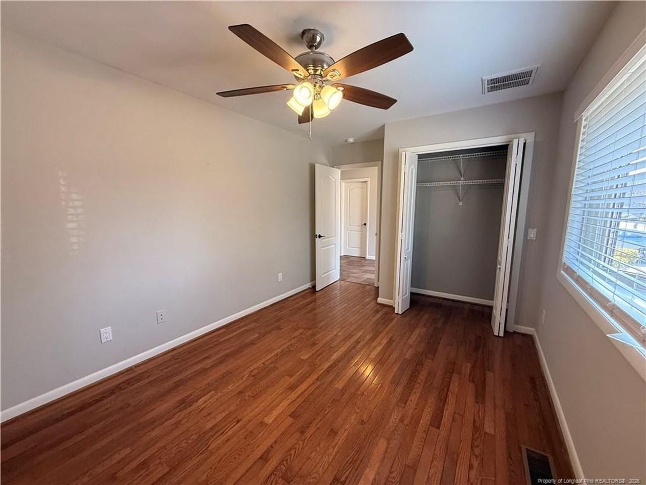 848 Castleberry Ct - Photo 5 of 20