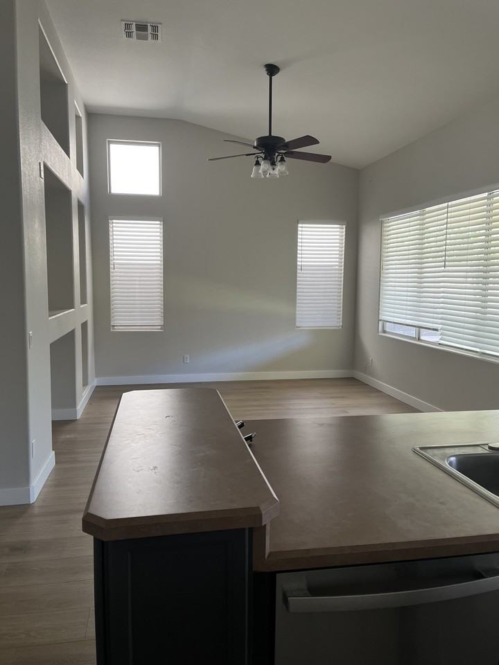 1383 W Spruce Dr #NA - Photo 3 of 22