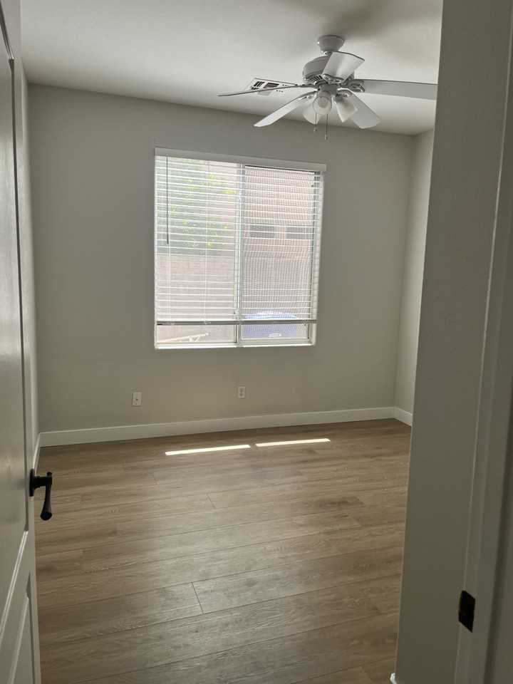 1383 W Spruce Dr #NA - Photo 4 of 22