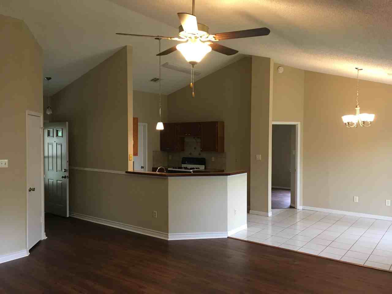 1802 Verbena Way #NA - Photo 6 of 22