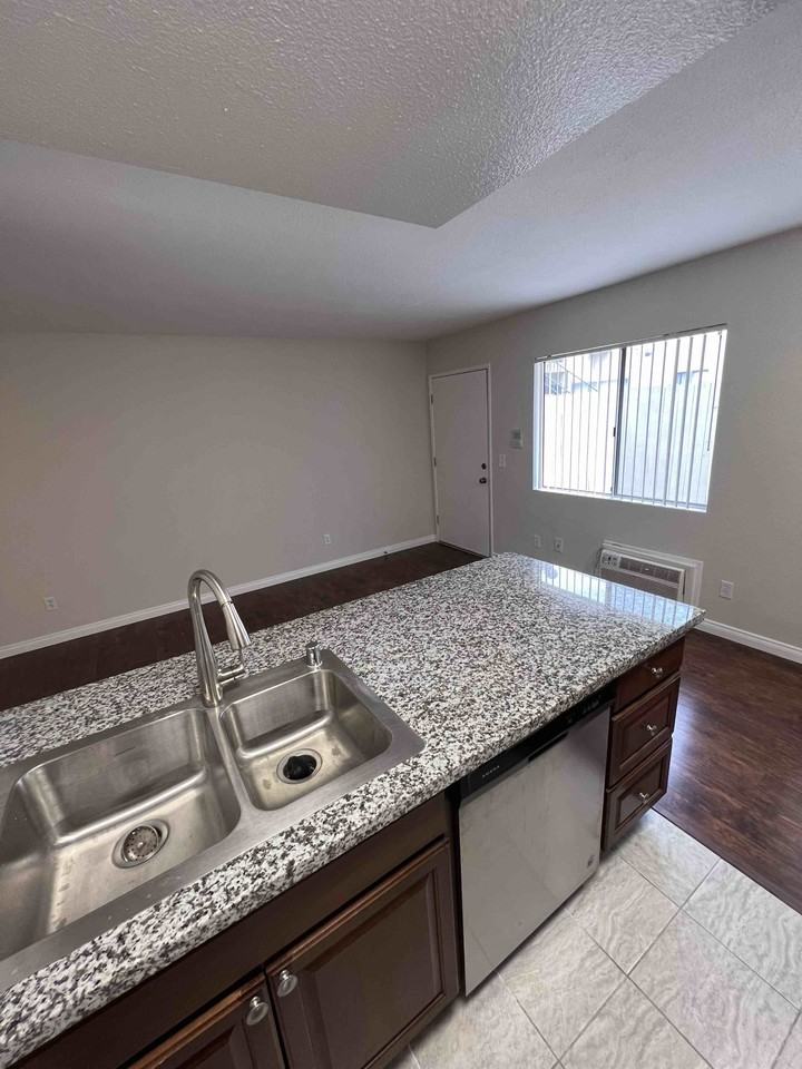 4326 Oregon St #2 - Photo 2 of 7