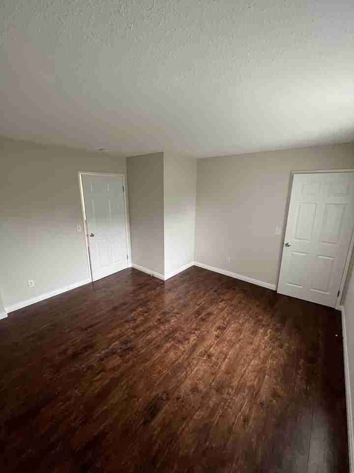 4326 Oregon St #2 - Photo 5 of 7
