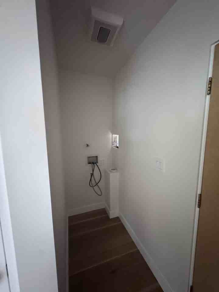 634 E Fairview Blvd #NA - Photo 7 of 17