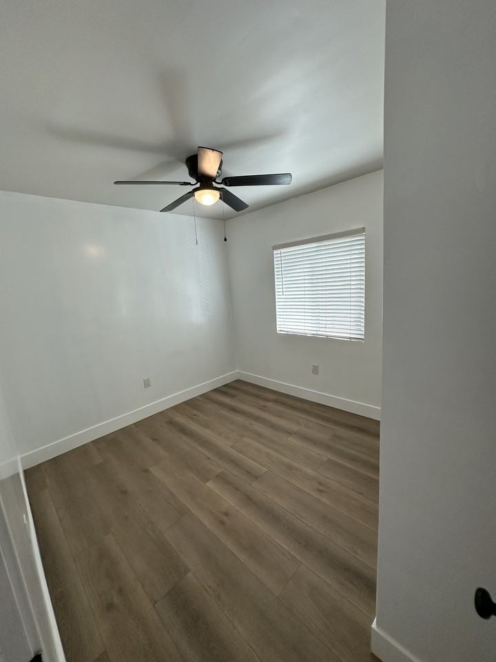 361 Roosevelt St #0 - Photo 6 of 9