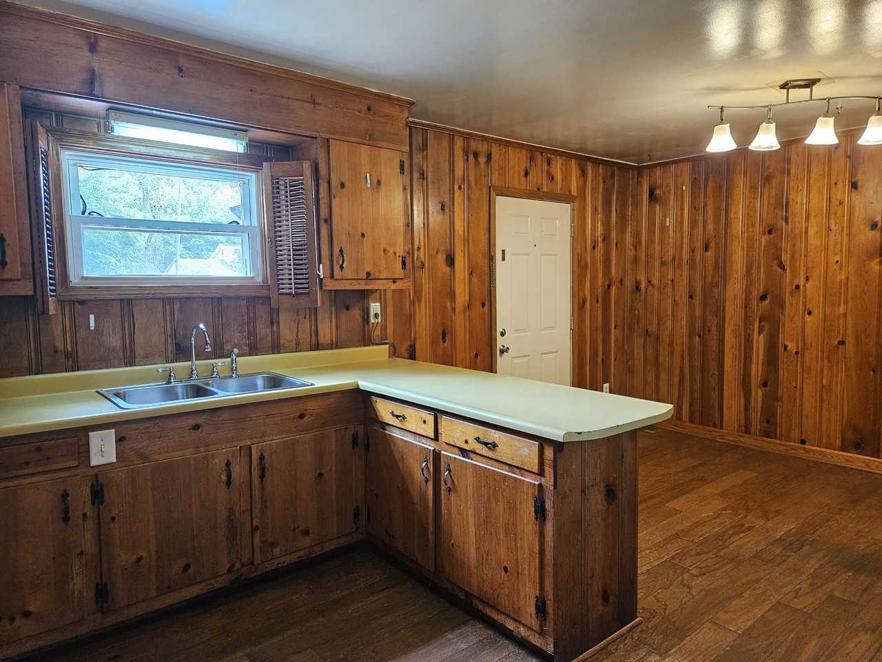 108 Hillandale Rd #NA - Photo 4 of 16
