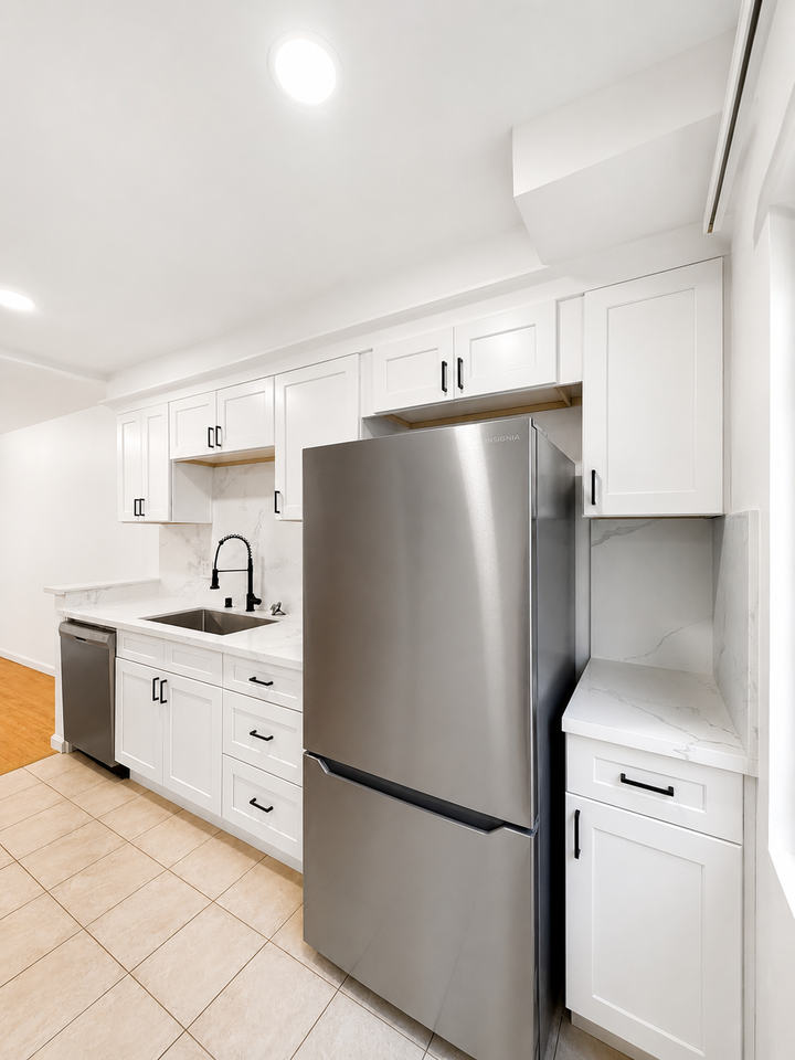 1037 N Genesee Ave #9 - Photo 6 of 14