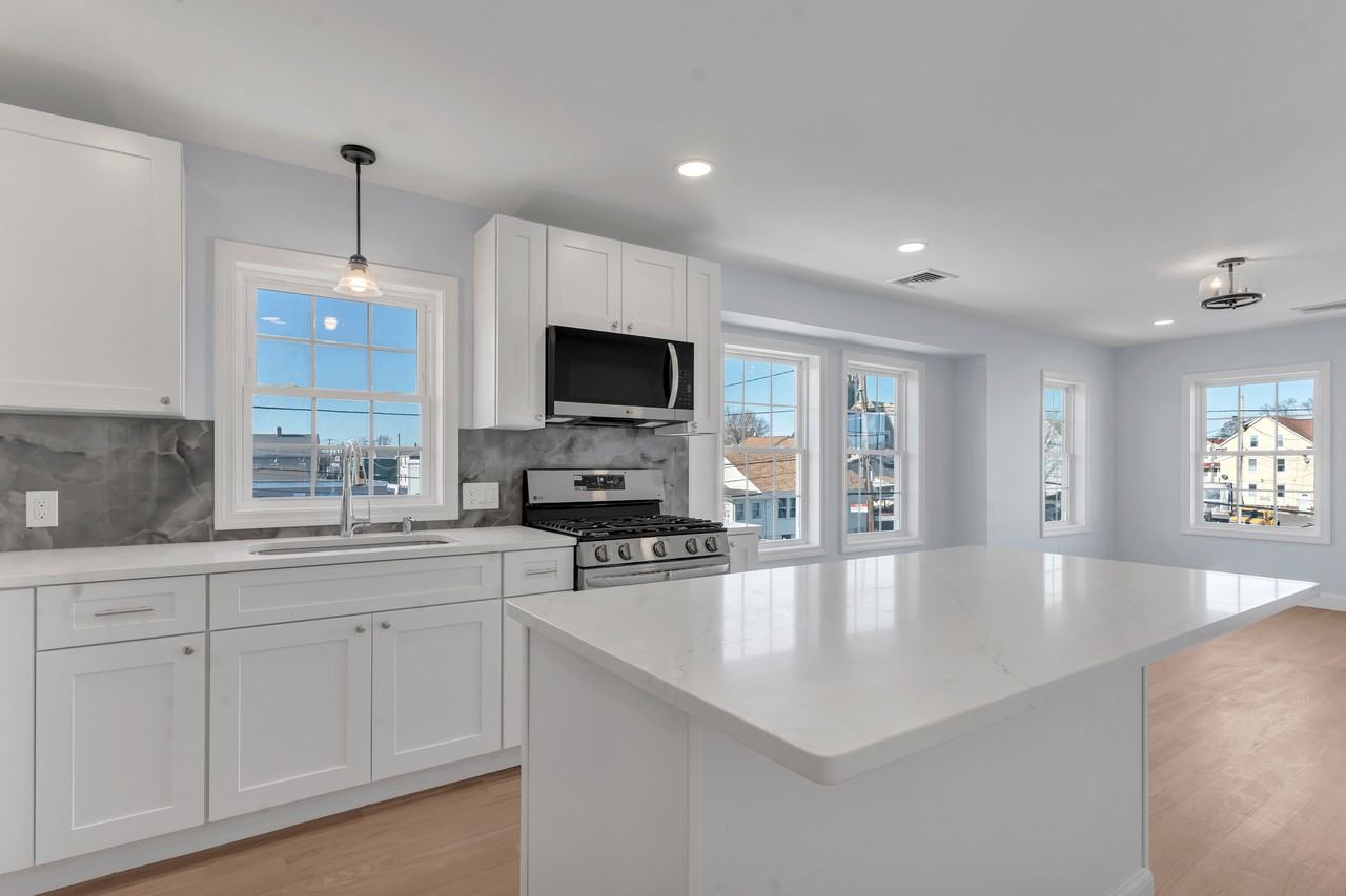 8 Anthony Ave #1 - Photo 7 of 8