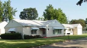417 W Claflin Ave #NA - Photo 1 of 1
