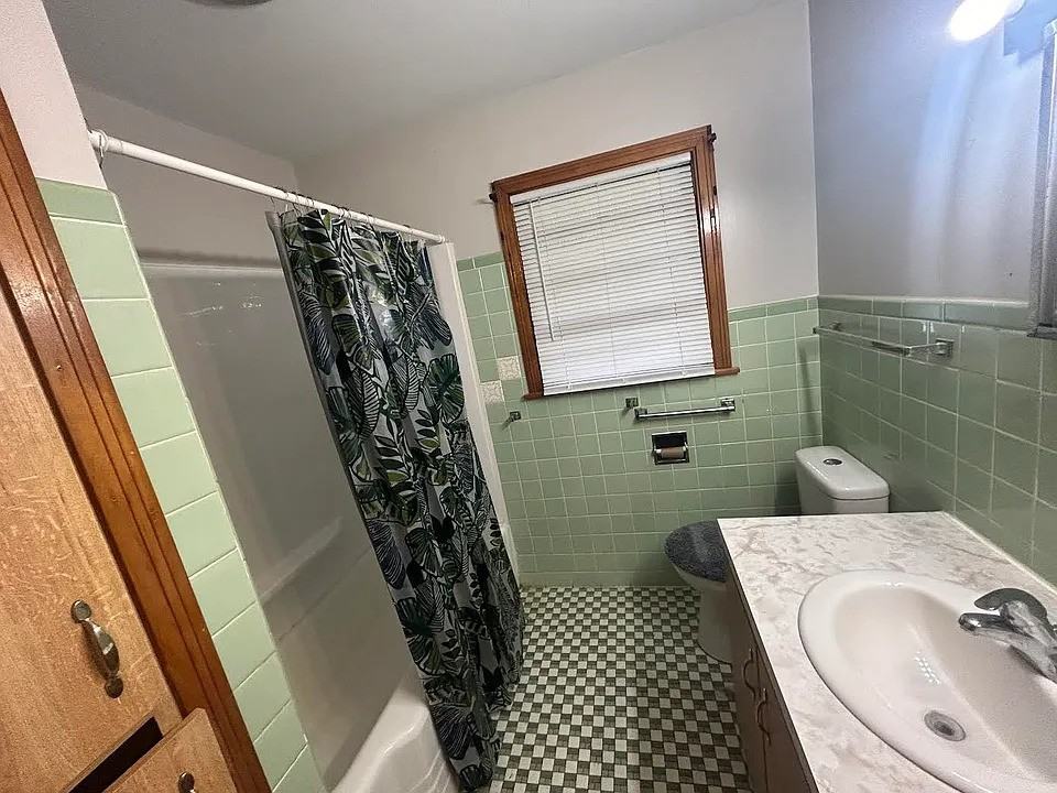 417 W Claflin Ave #NA - Photo 4 of 8