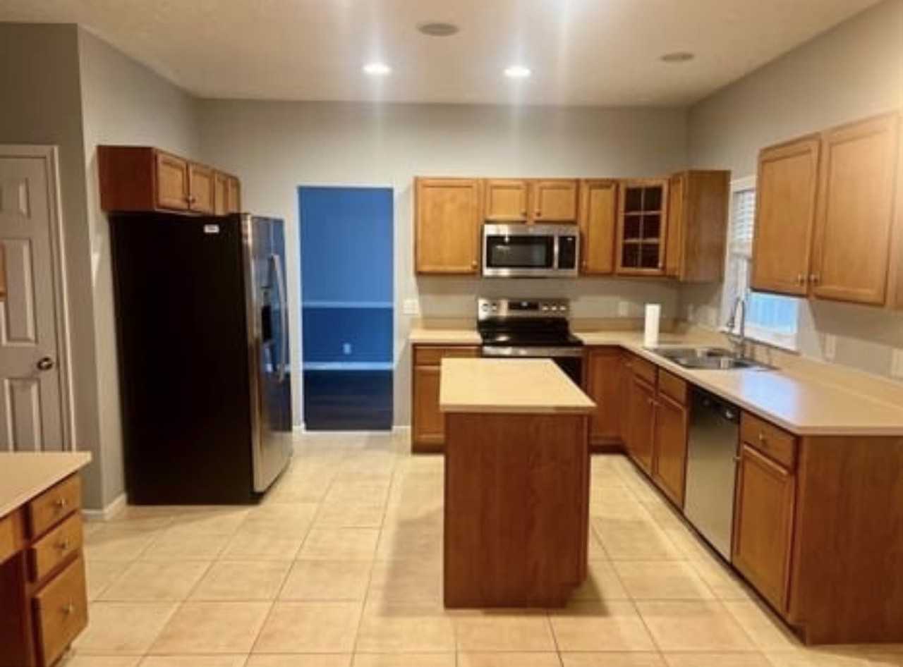 4929 Indian Summer Dr #NA - Photo 2 of 9