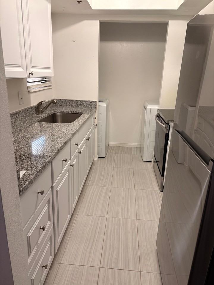 7065 N 2200 W #2N - Photo 4 of 16