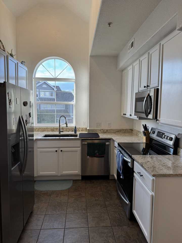 16346 E Fremont Ave #9 - Photo 5 of 9