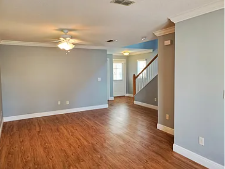 5660 Samter Ct #5660 - Photo 3 of 10