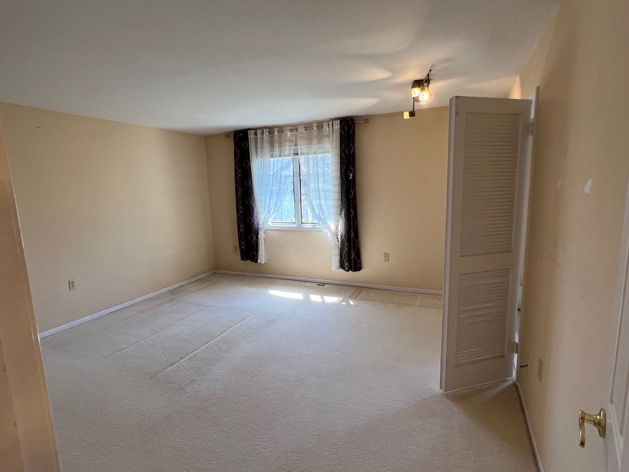 282 282 Plum Drive #NA - Photo 6 of 16