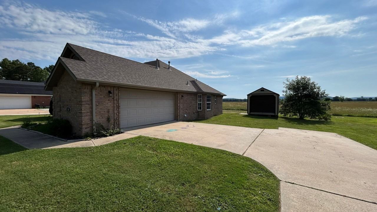1681 Viney Grove Rd #NA - Photo 3 of 25