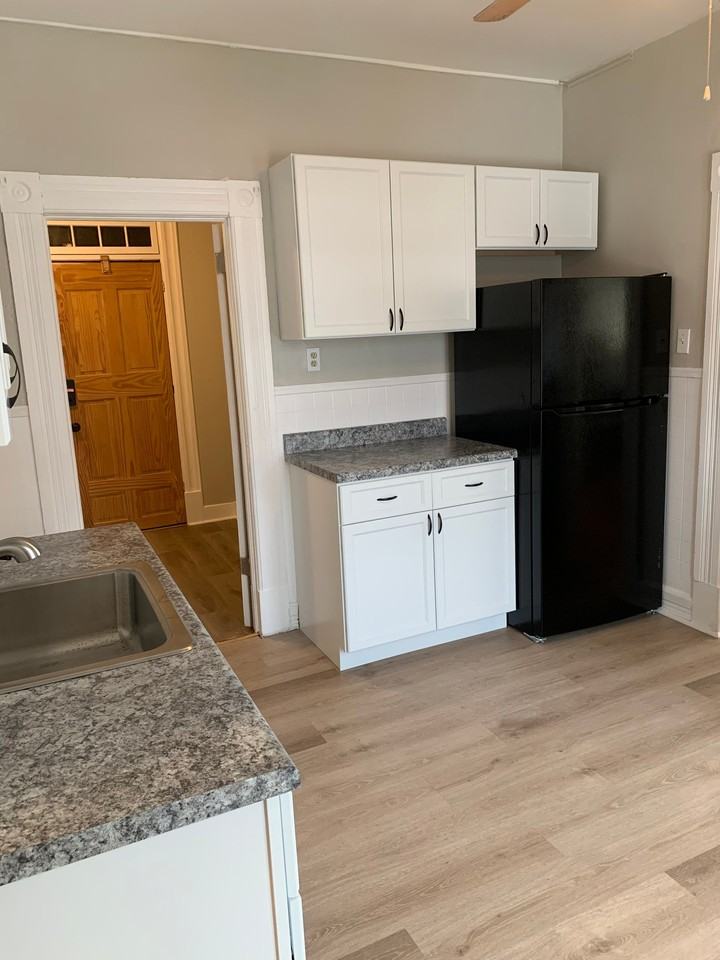 1440 1st Ave - Photo 2 of 15