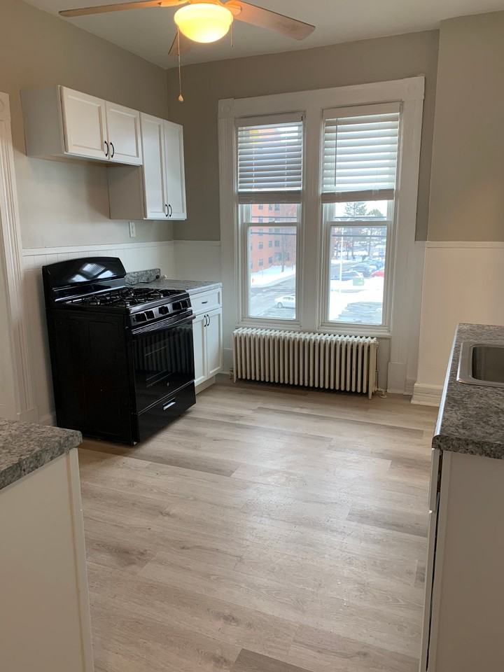 1440 1st Ave - Photo 3 of 15