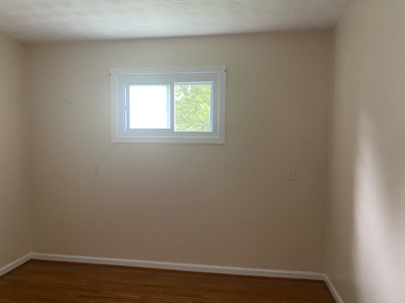 11727 Veirs Mill Rd - Photo 3 of 5