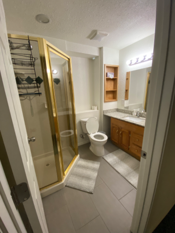 2325 Royal Palm Dr - Photo 3 of 8