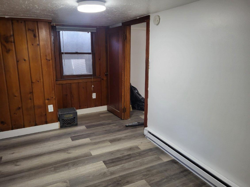620 5th St #6 - Photo 5 of 8