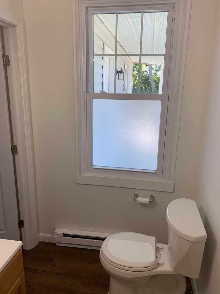 334 S Duke St - Photo 6 of 10