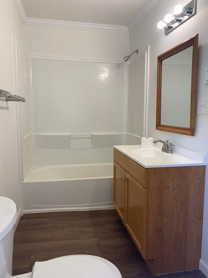 334 S Duke St - Photo 7 of 10