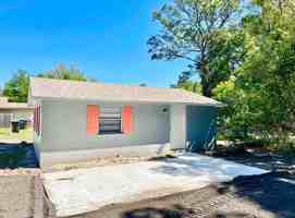 featured image of 7800 Empire Ave