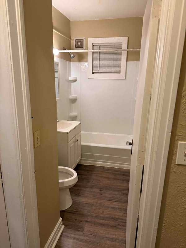 324 Chandler Ave - Photo 5 of 10