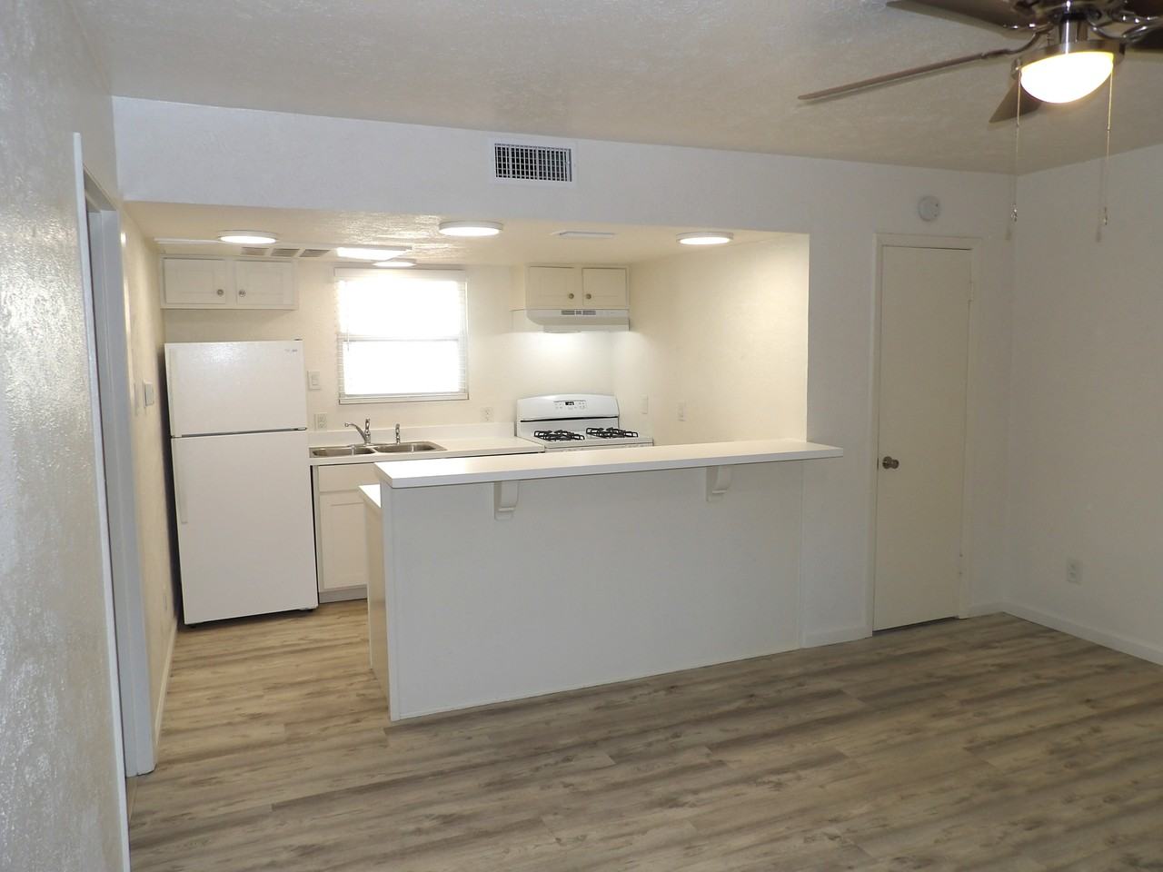 4411 Buena Vista St #5