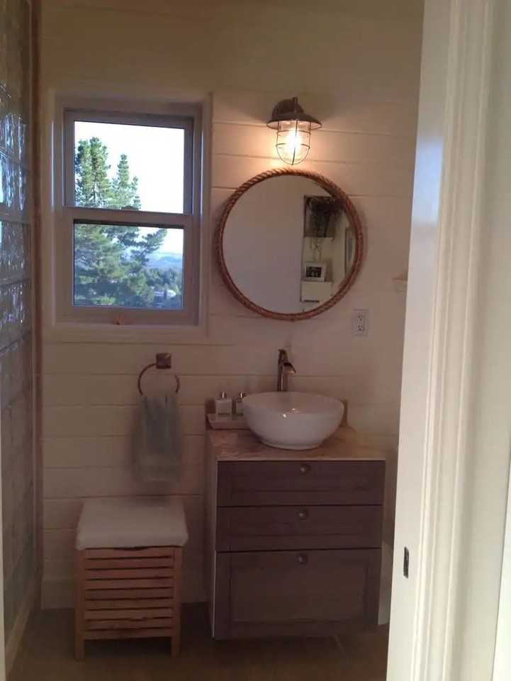 575 Webster Dr - Photo 4 of 11
