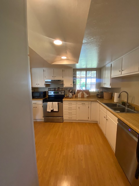 6124 N 18th Dr - Photo 7 of 13