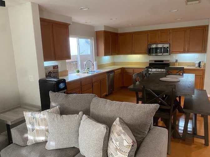 5368 Topsail Dr - Photo 3 of 6