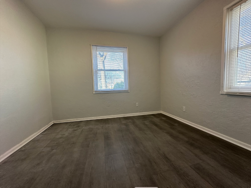 3009 Greenbelt Dr - Photo 6 of 15