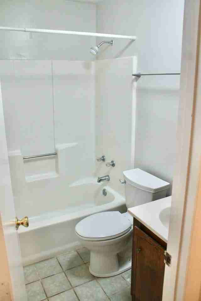 111 Seaparc Ct #A - Photo 6 of 11