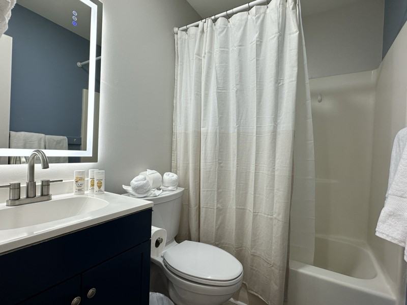 111 Seaparc Ct #D - Photo 2 of 22