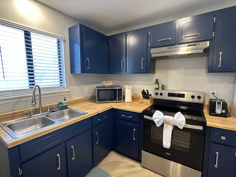 111 Seaparc Ct #D - Photo 4 of 22