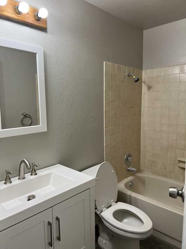 250 W Ponderosa Loop #4 - Photo 4 of 6