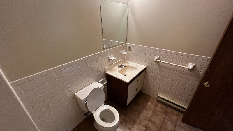 916 Kings Rd #5 - Photo 7 of 12