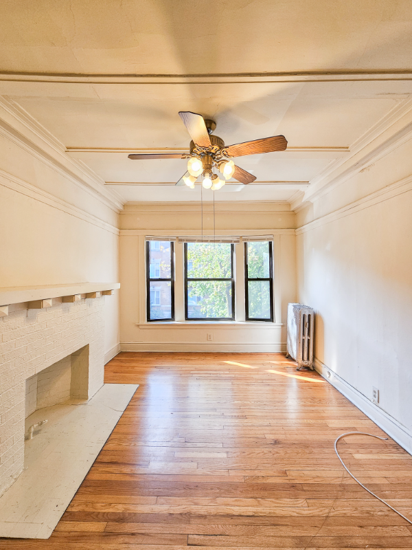 3921 N Fremont St #2 - Photo 4 of 10