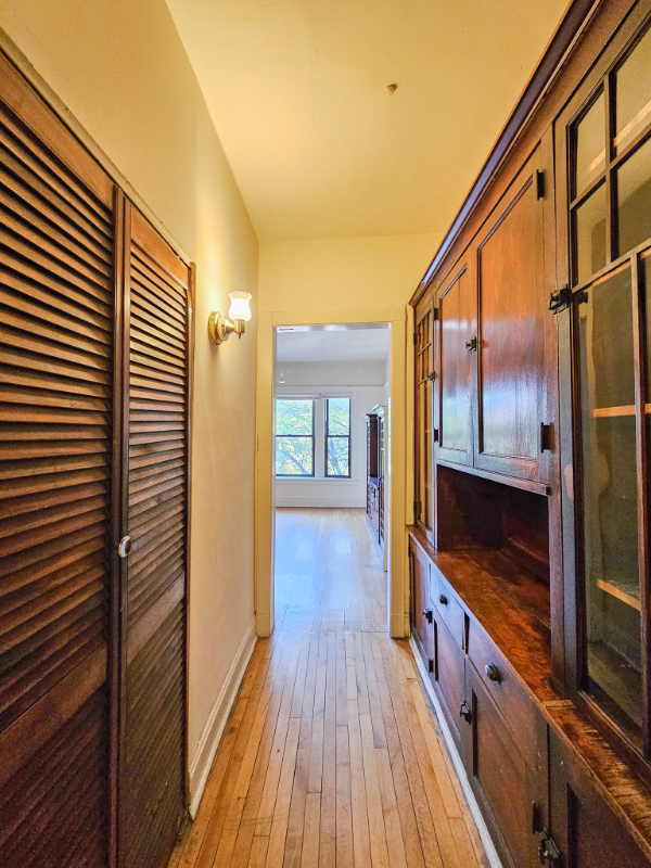 3921 N Fremont St #2 - Photo 5 of 10