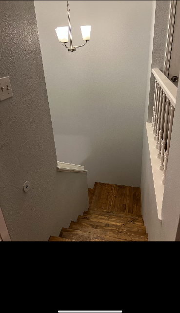 981 E Snohomish Ave #3 - Photo 3 of 18