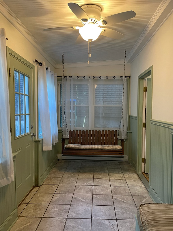 3761 Cresson St - Photo 5 of 20