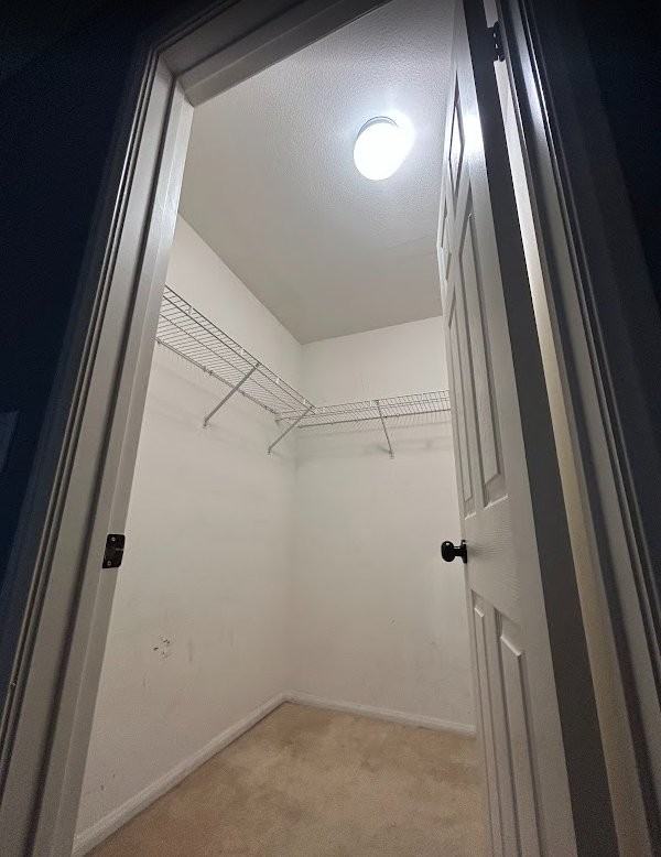 10 Borden Cir - Photo 4 of 8