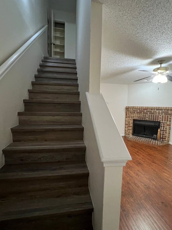 624 Wolftrap Dr #626 - Photo 5 of 12