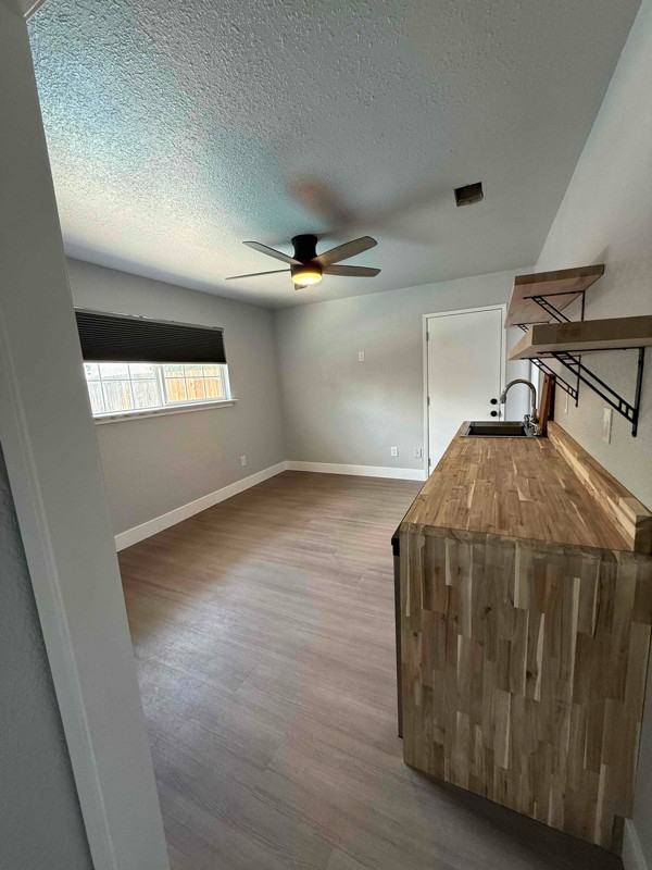 7918 Blazingwood Dr - Photo 4 of 12